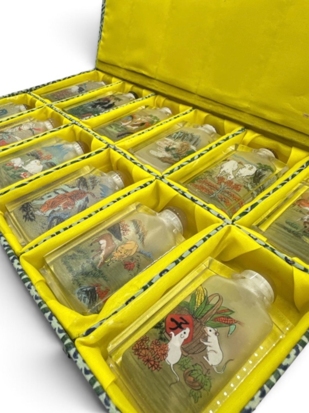 Vintage Chinese Zodiac Inside Painted Glass Snuff Bottles Set 12 Boxed